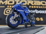 YAMAHA R1 2019 — miniatura 1